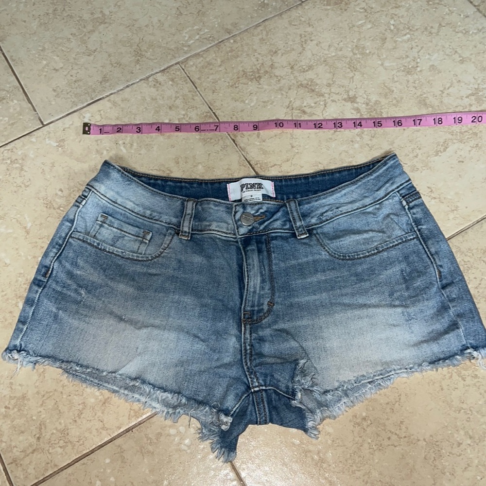 Pink denim washed shorts